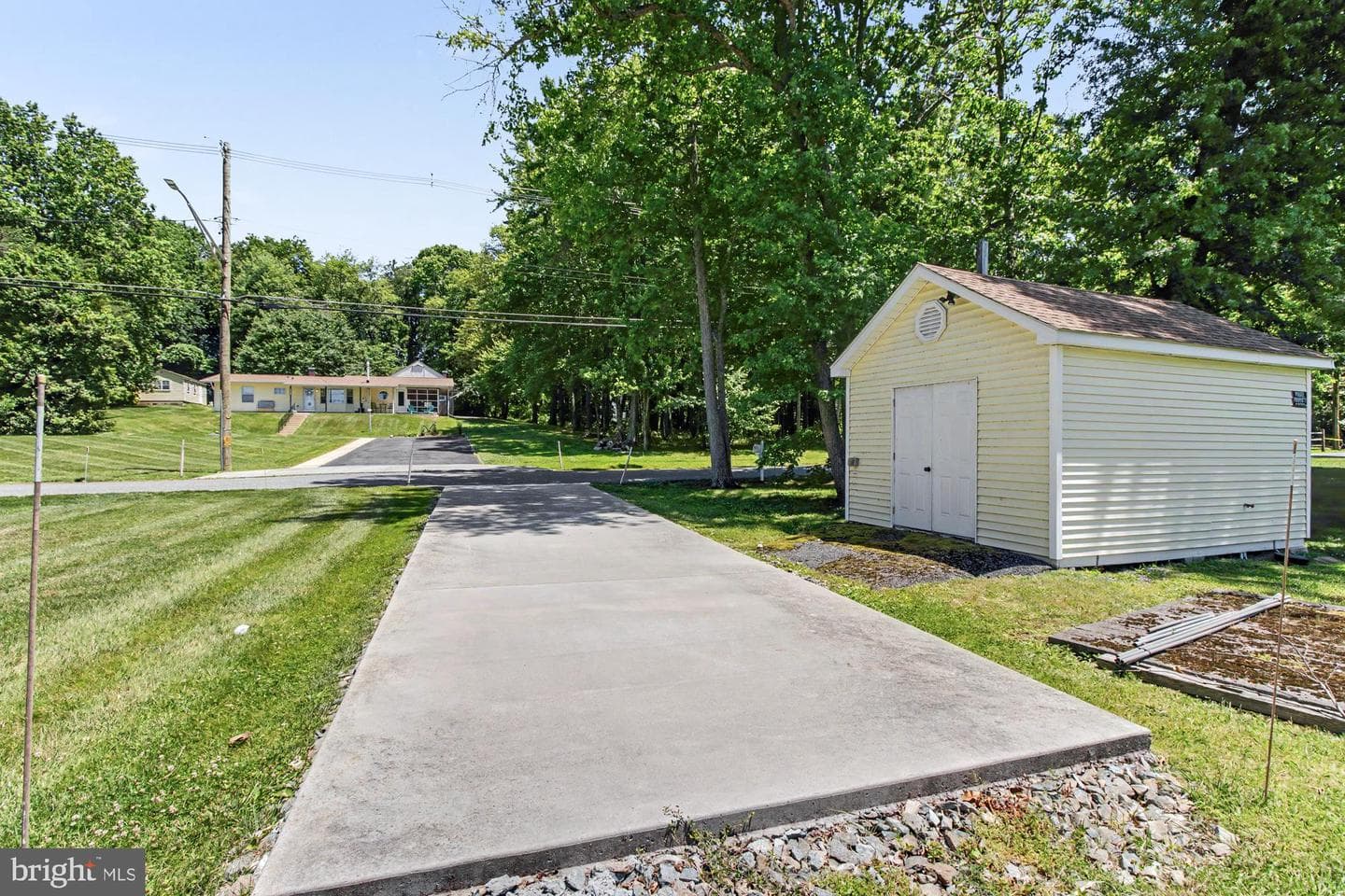 1915 Park Beach Drive photo 46