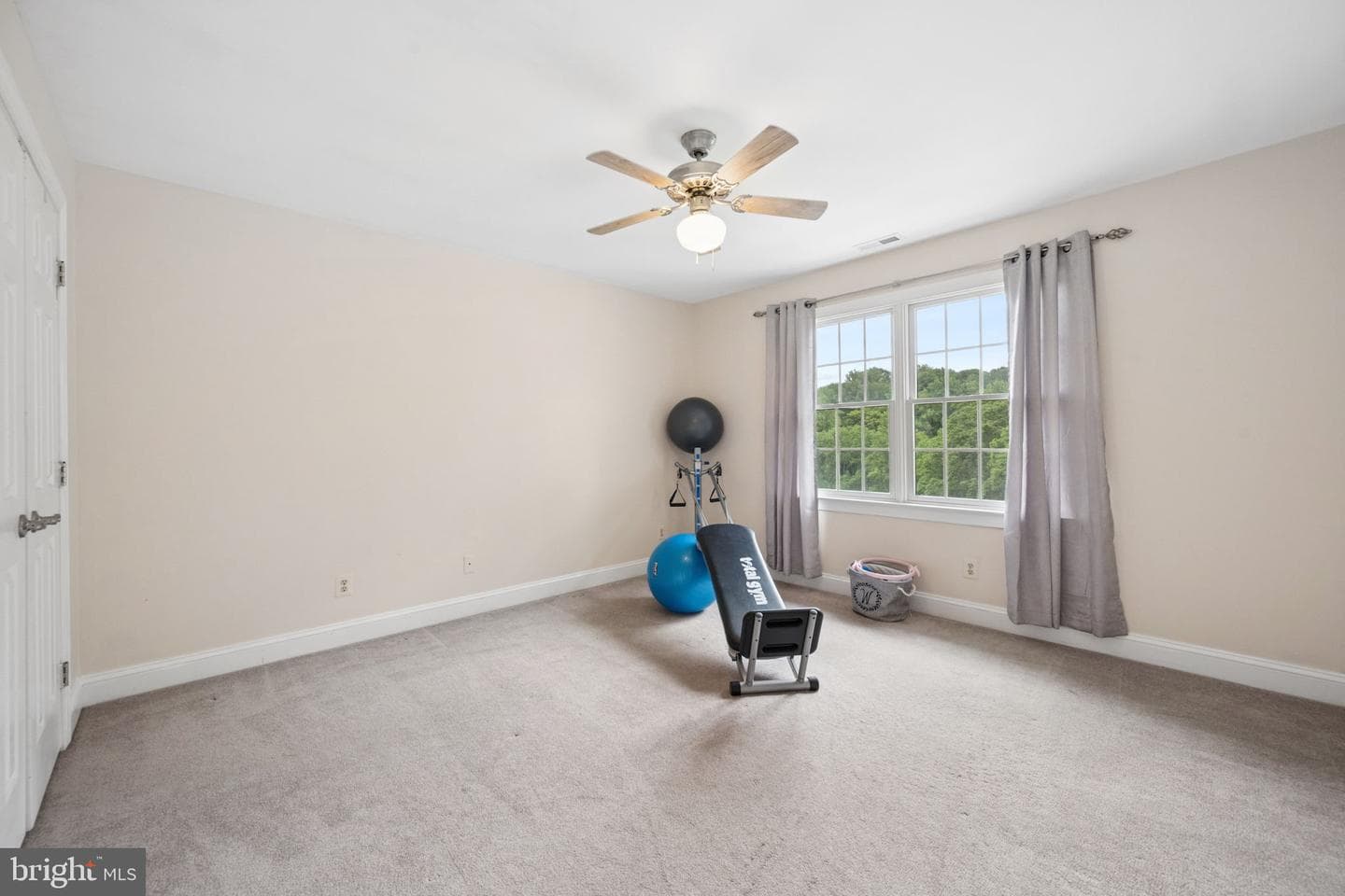 813 Saint Ann Drive photo 37