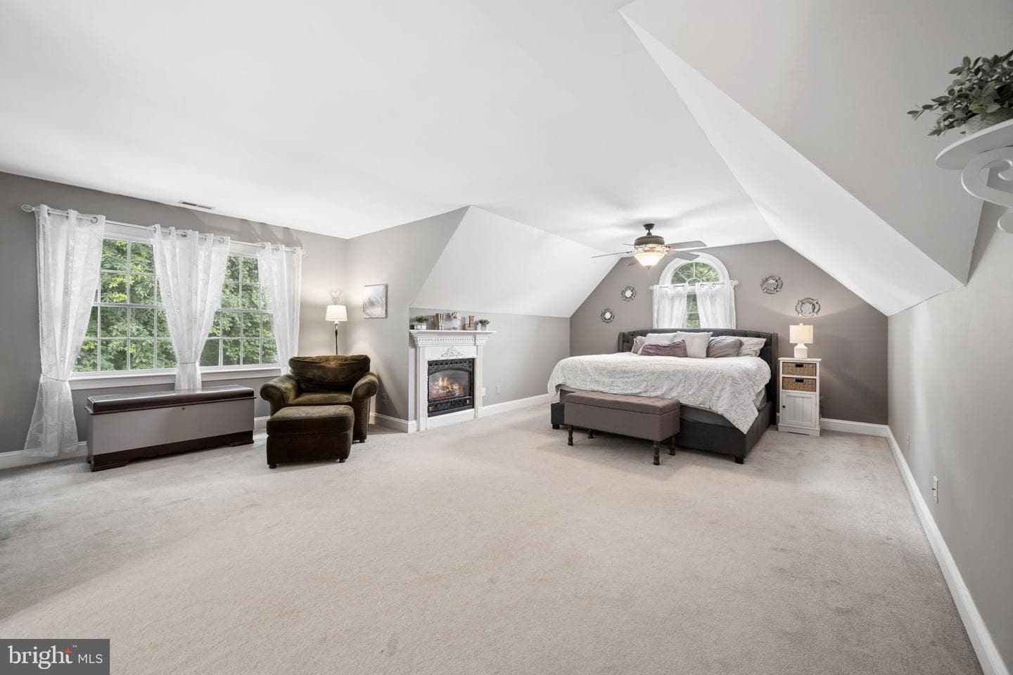 813 Saint Ann Drive photo 43