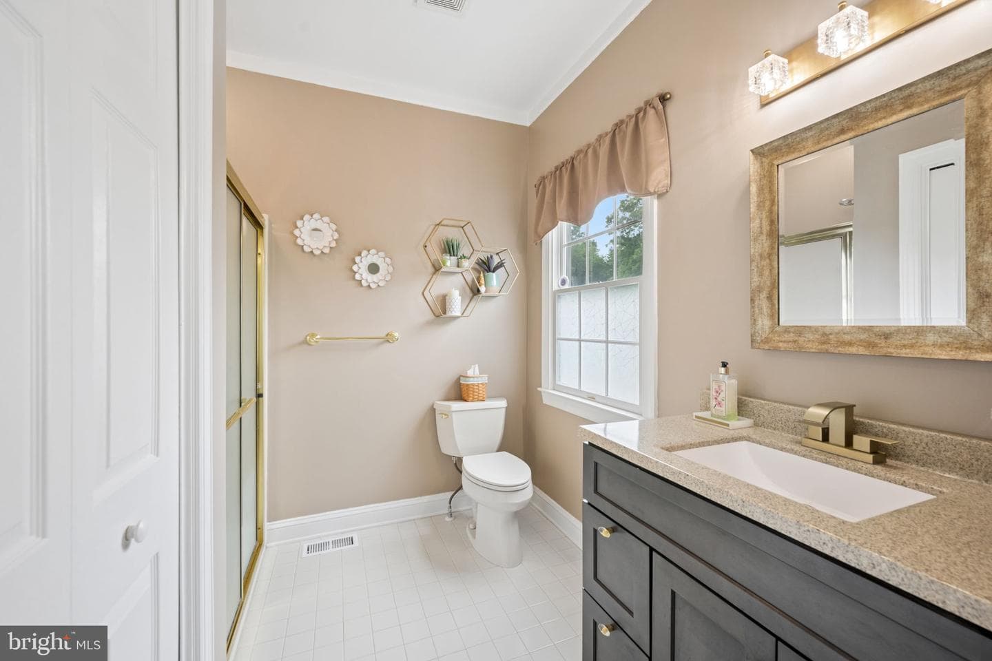813 Saint Ann Drive photo 63