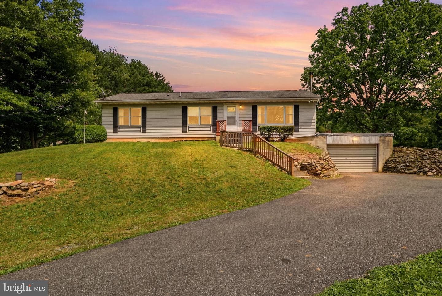 1809 Harkins Road photo 2