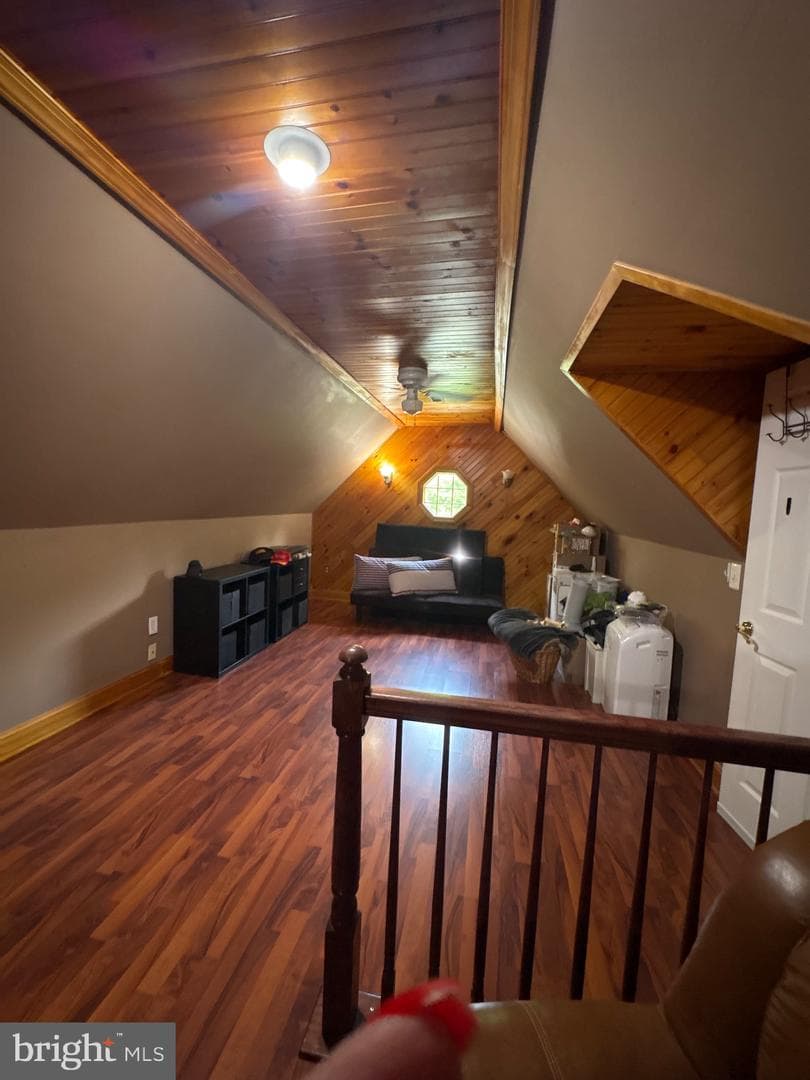 203 North Earlton Road photo 59