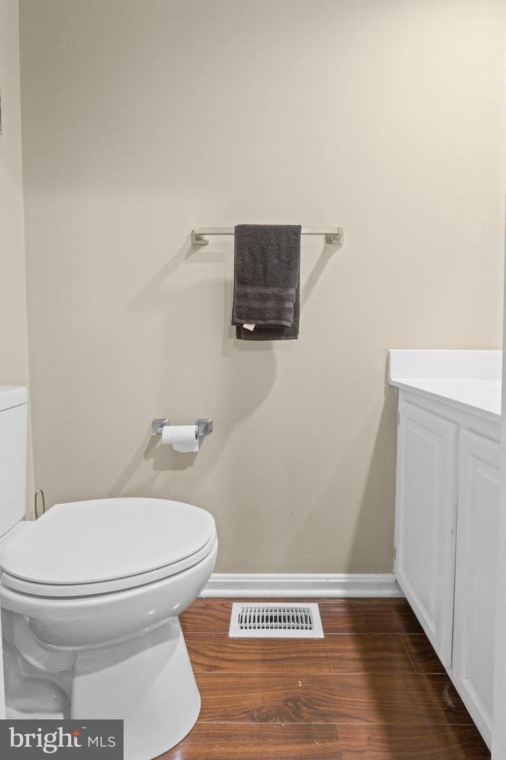 2332 Darby Court photo 8