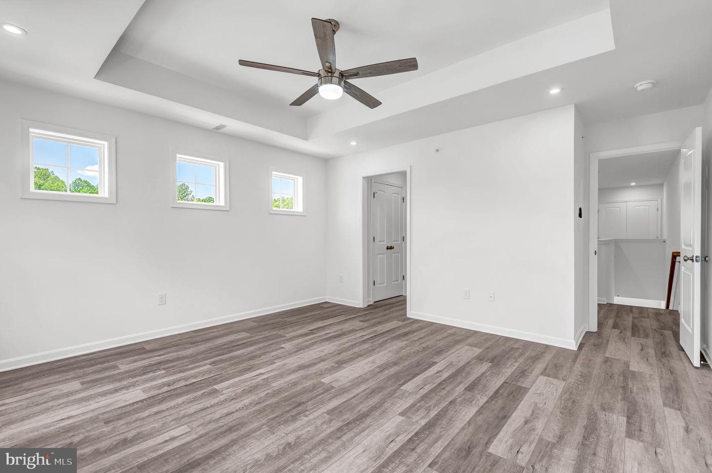 742 Bur Oak Court photo 11