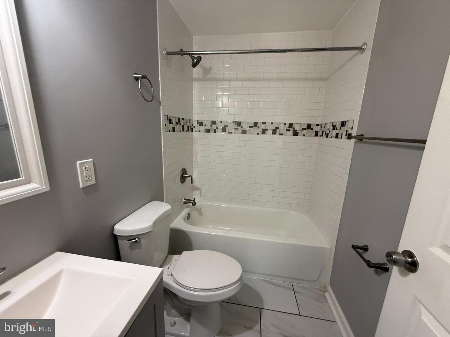 1535 Mitchell Lane photo 11