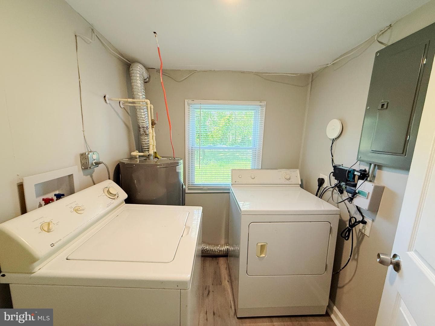 1535 Mitchell Lane photo 32
