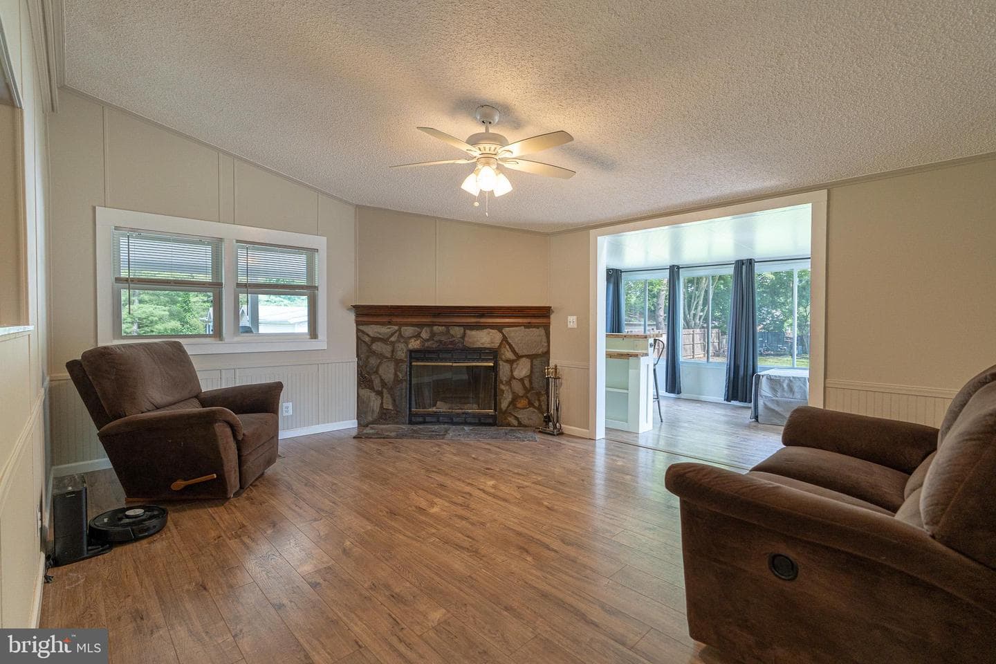 4403 Sanford Court photo 9
