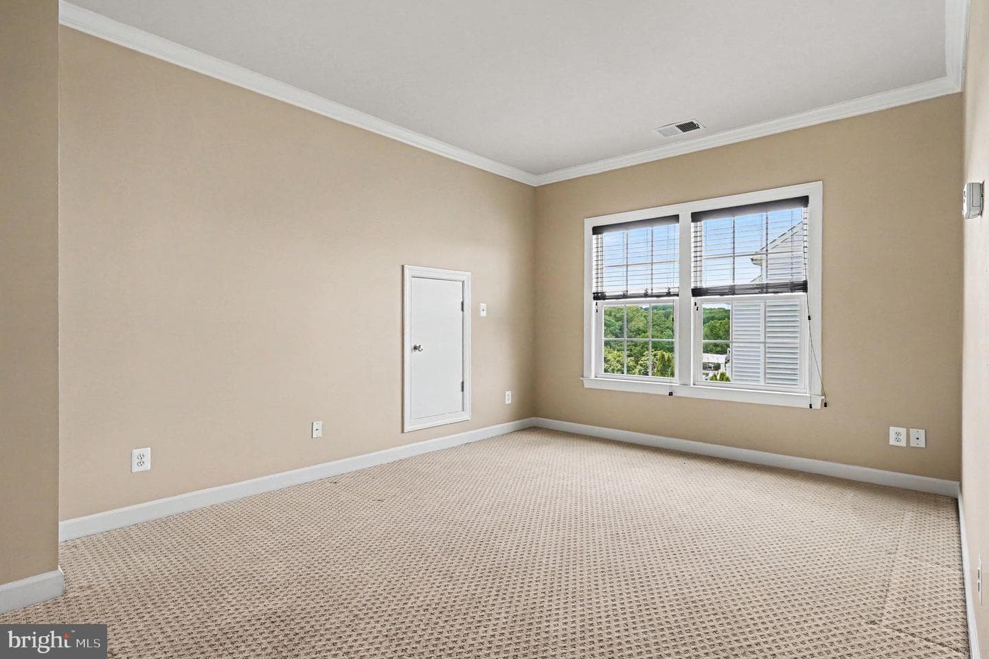 714 Monarchos Drive photo 40