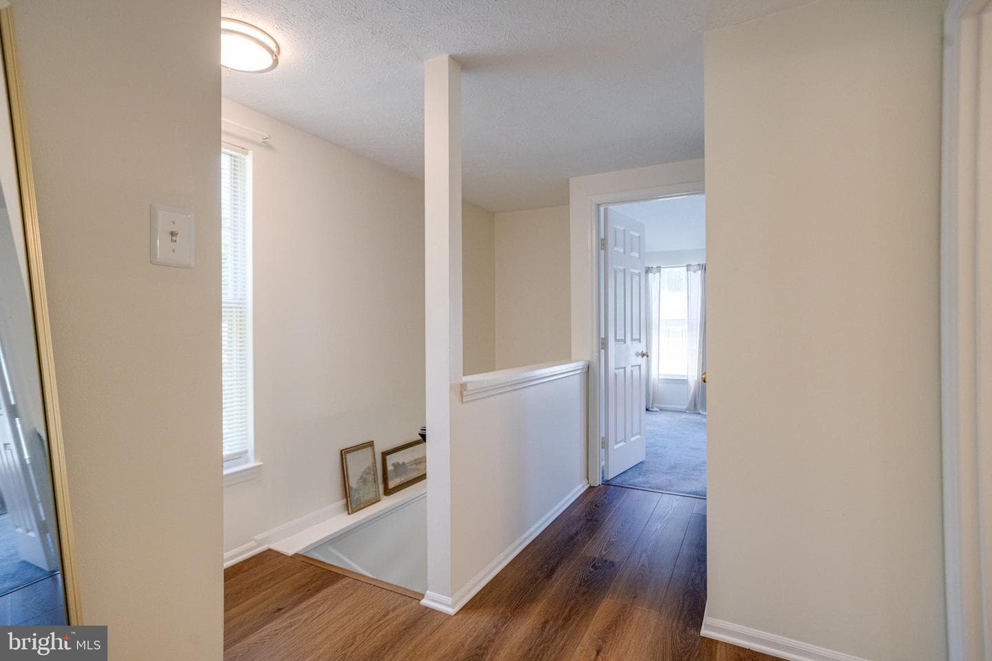1826 Chester Way photo 32