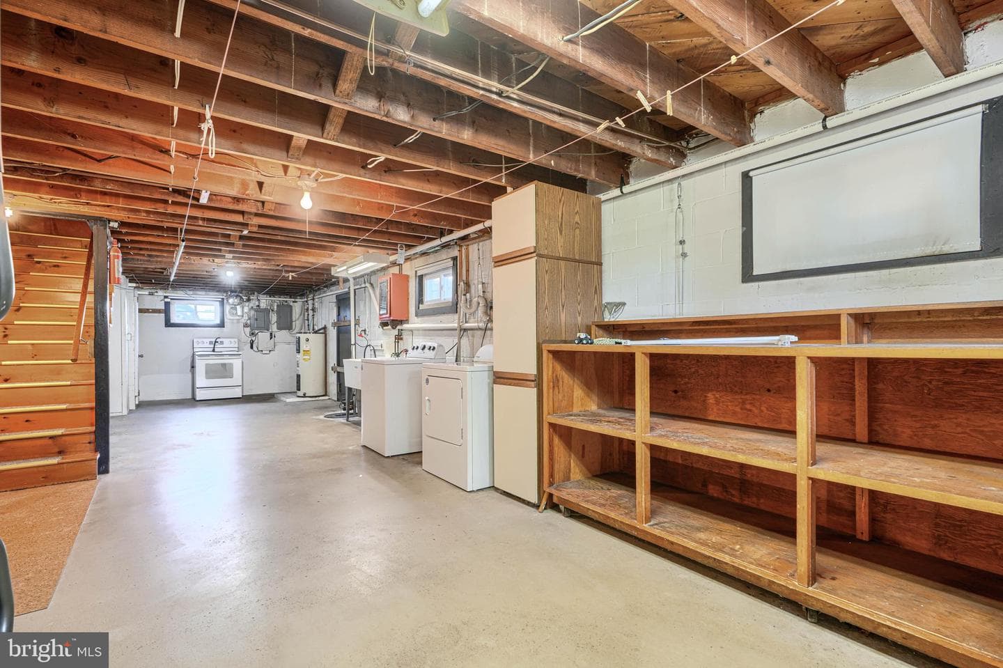 1009 Trimble Road photo 32