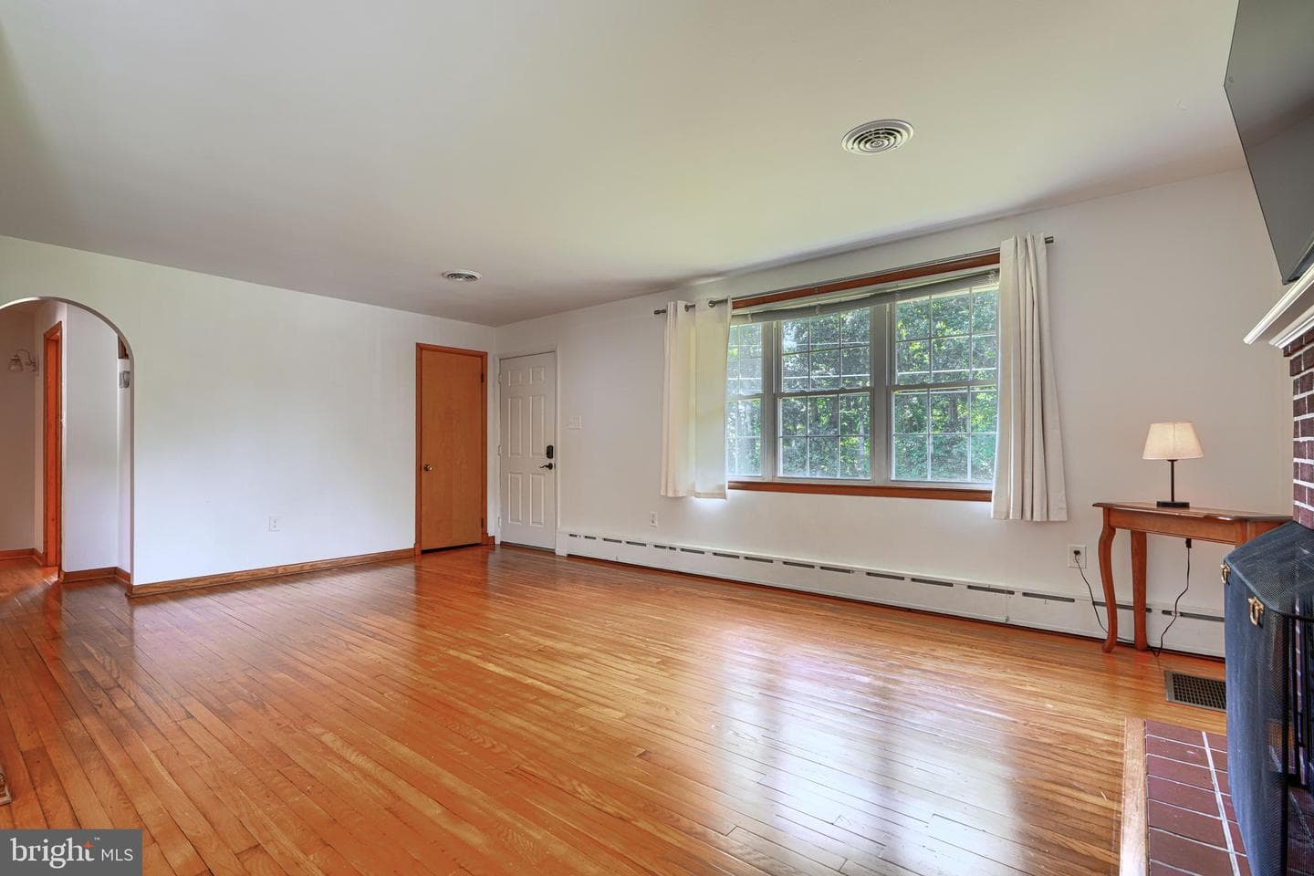 1009 Trimble Road photo 8