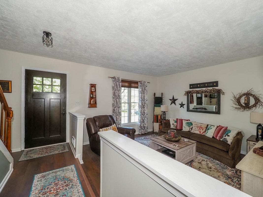 1816 Bramble Brook Lane photo 5