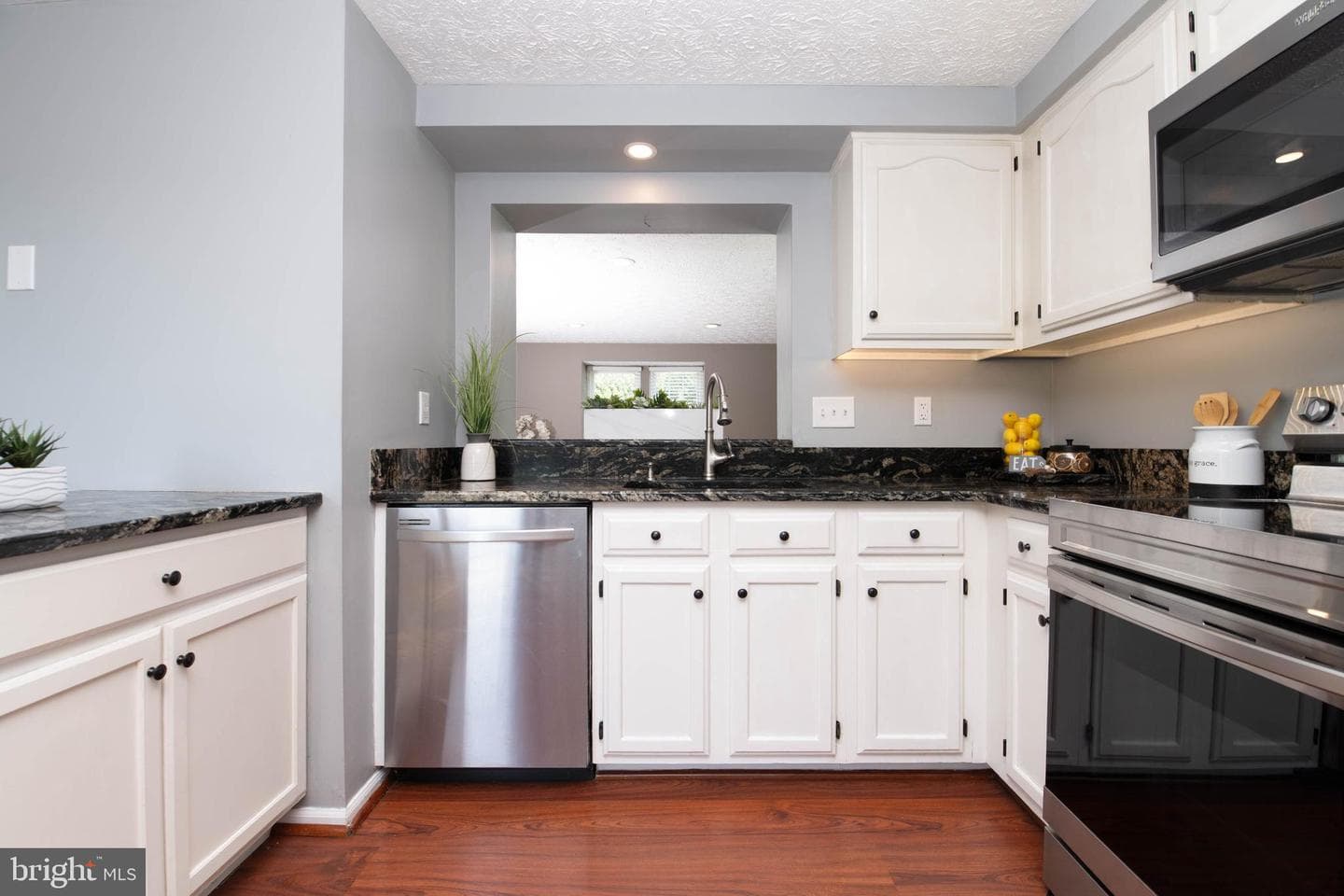 224 Ellerslie Court photo 7