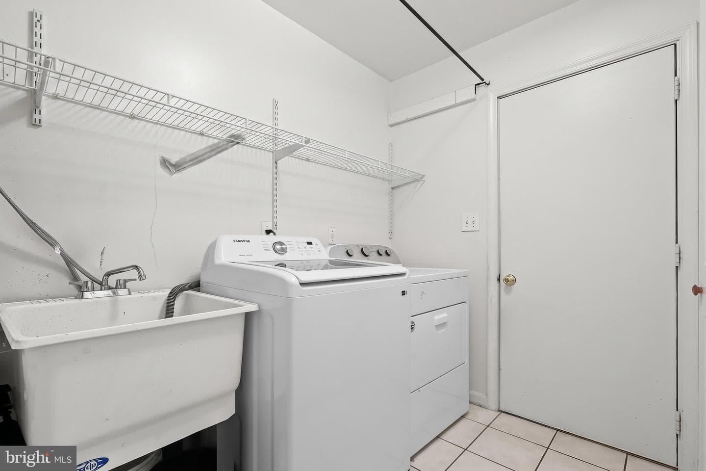 1421 Saratoga Dr photo 37