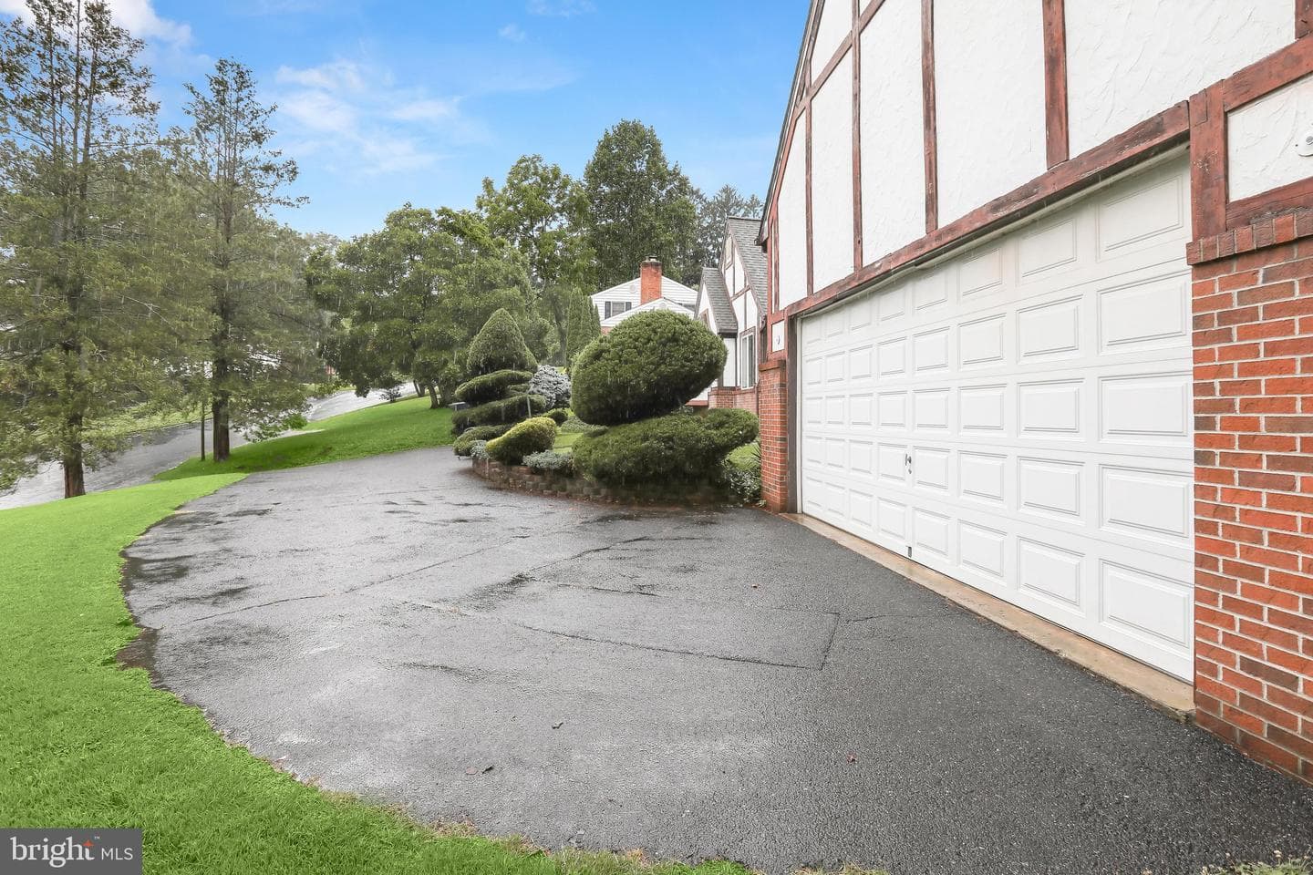 1421 Saratoga Dr photo 47