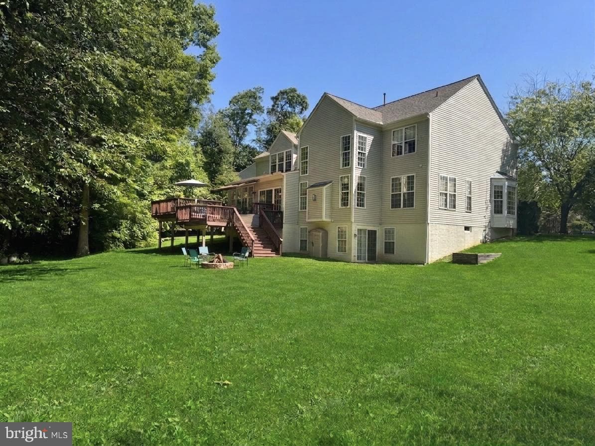 1504 Oakville Court photo 40