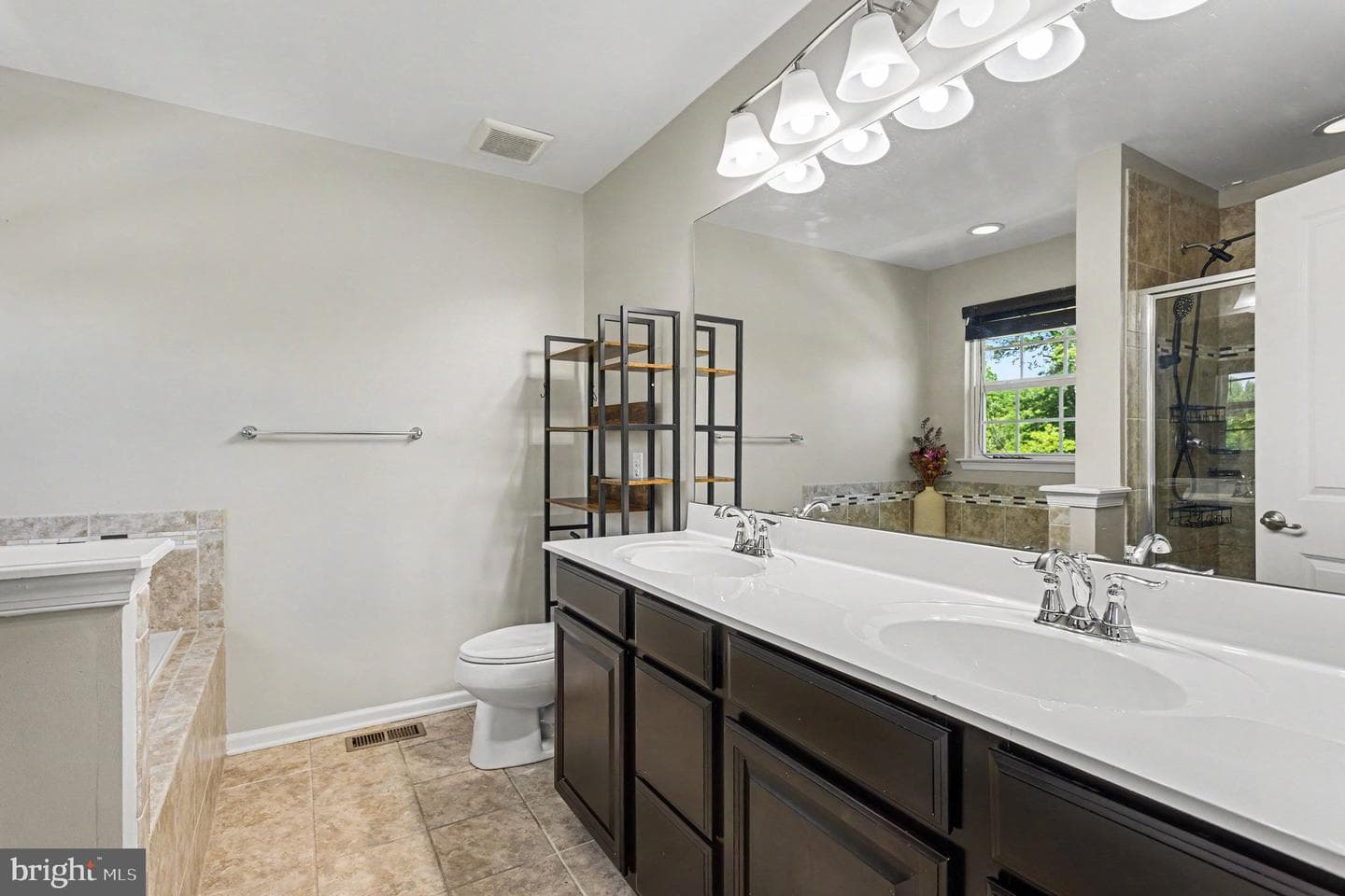1686 Minqua Street photo 15