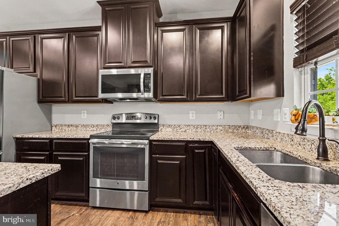1686 Minqua Street photo 7