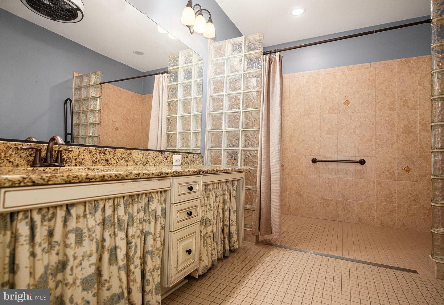 2513 Kenna Court #7 photo 31