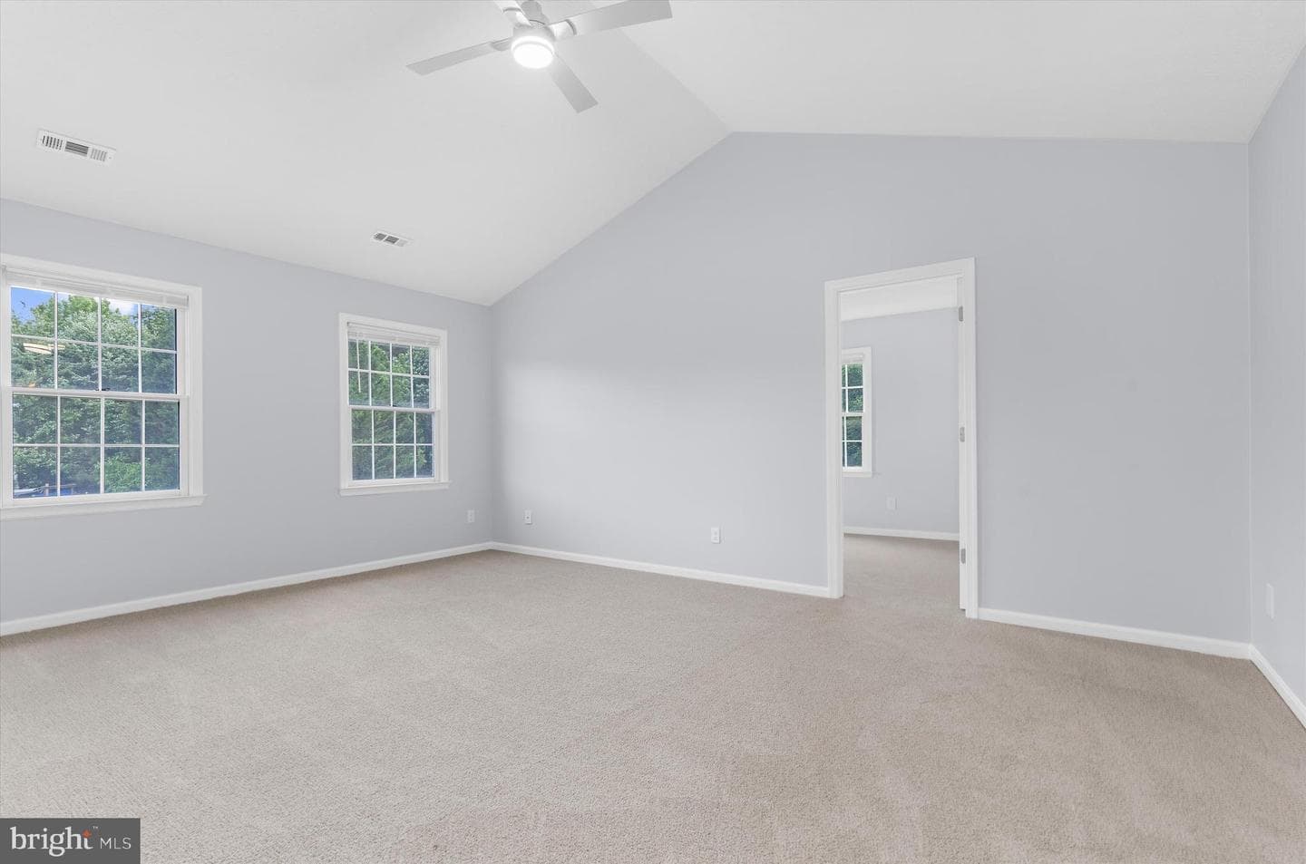 3216 Holly Knoll Court photo 16