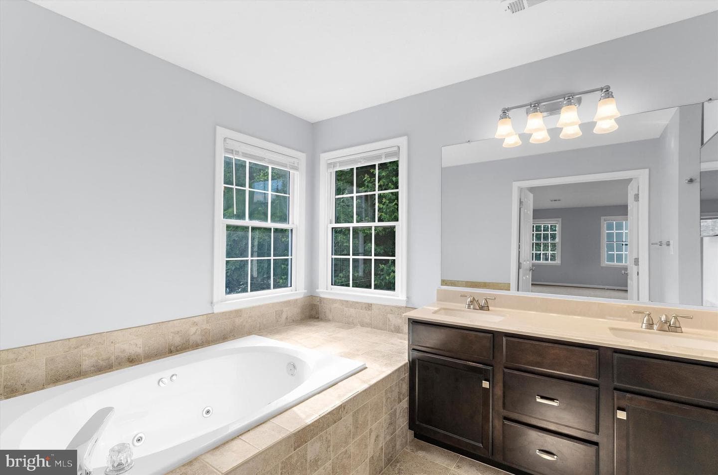 3216 Holly Knoll Court photo 21