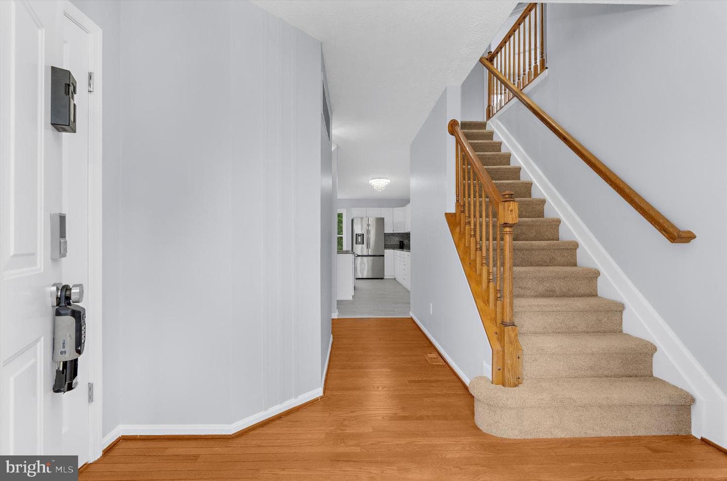 3216 Holly Knoll Court photo 4