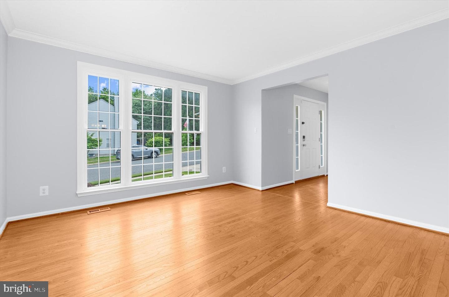 3216 Holly Knoll Court photo 5