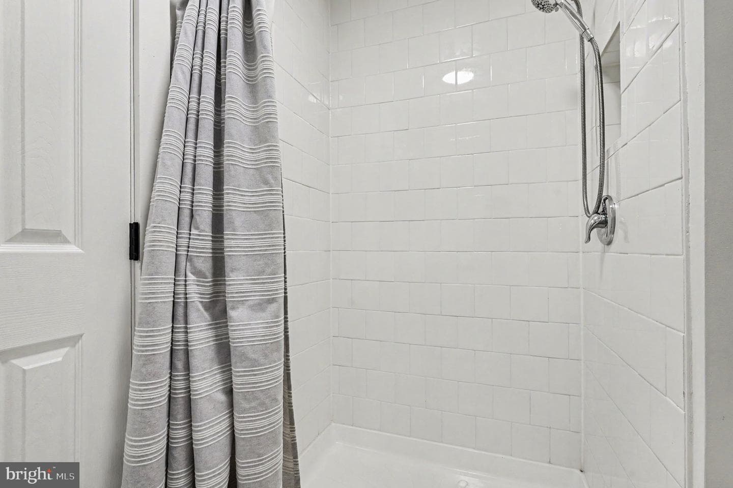 1004 Markham Court photo 20