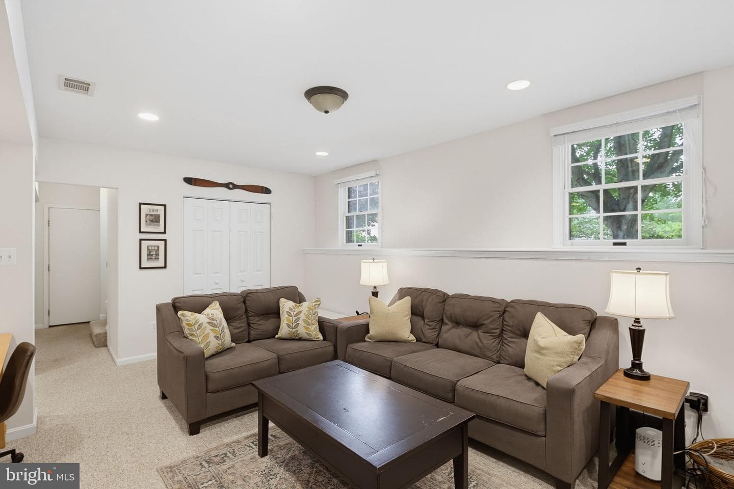341 Hunters Run Drive photo 27