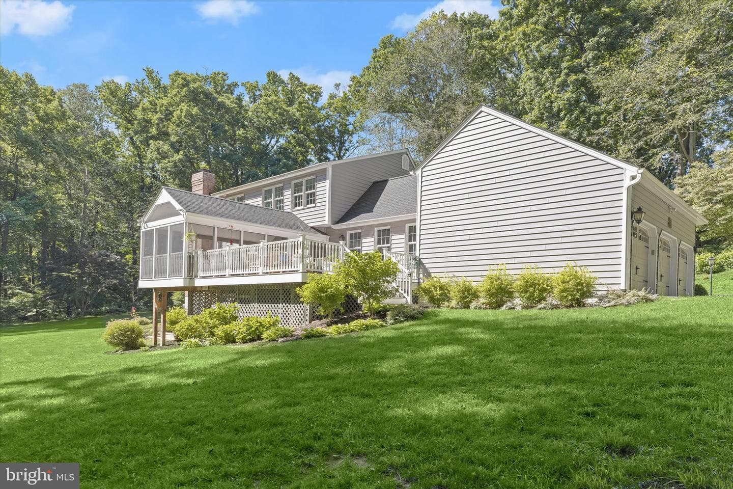 1109 E Wheel Road photo 102