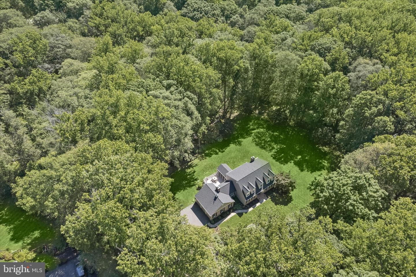 1109 E Wheel Road photo 22