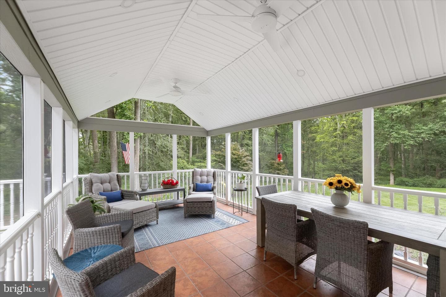 1109 E Wheel Road photo 56