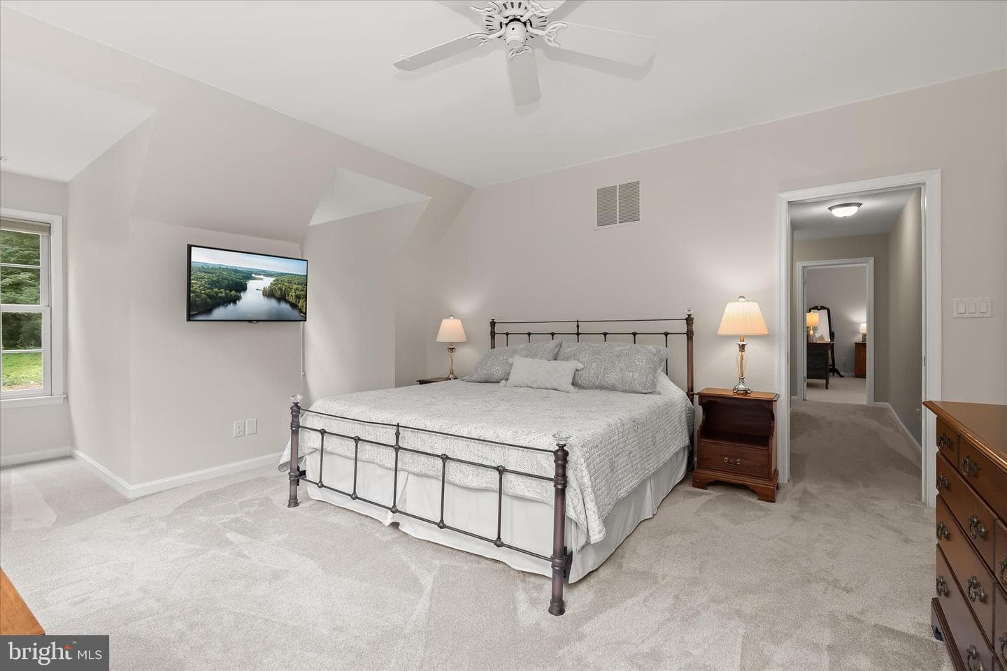 1109 E Wheel Road photo 70