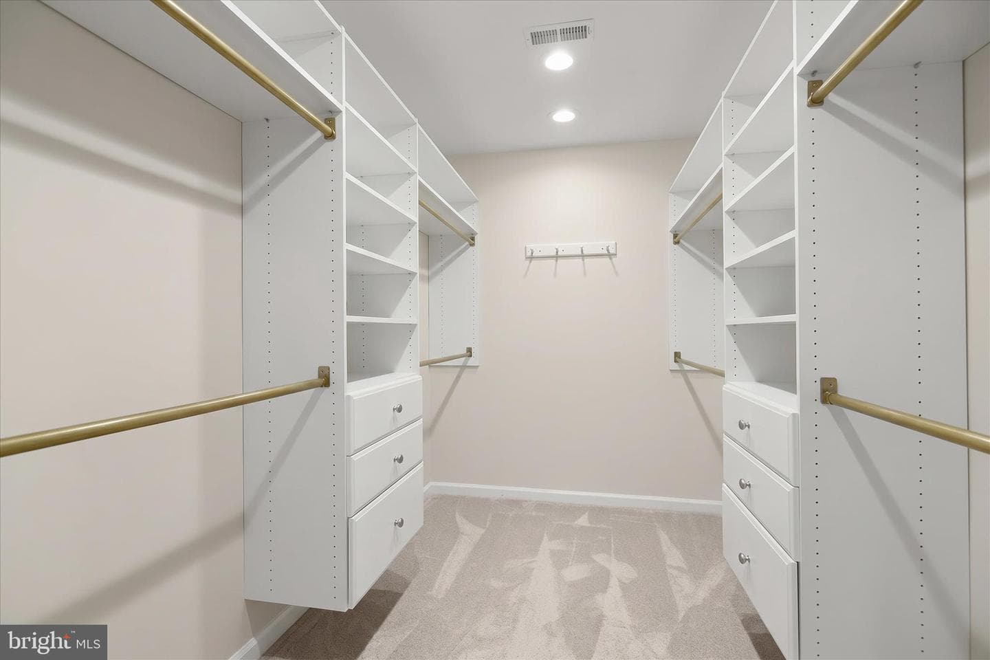 1109 E Wheel Road photo 75