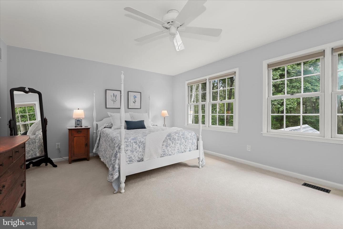 1109 E Wheel Road photo 78
