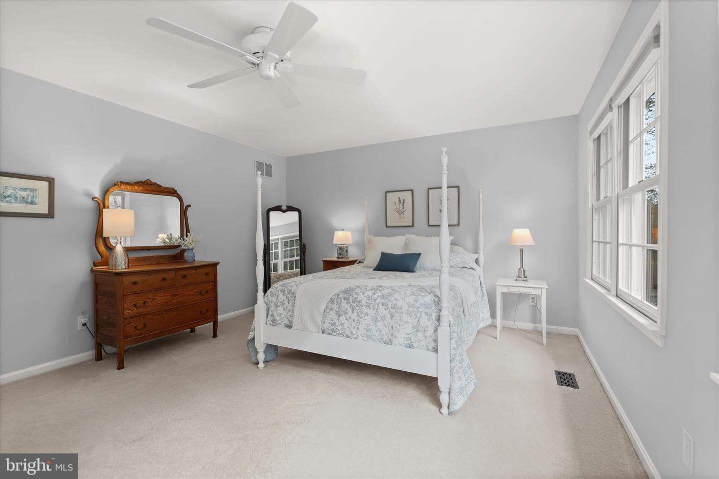 1109 E Wheel Road photo 80