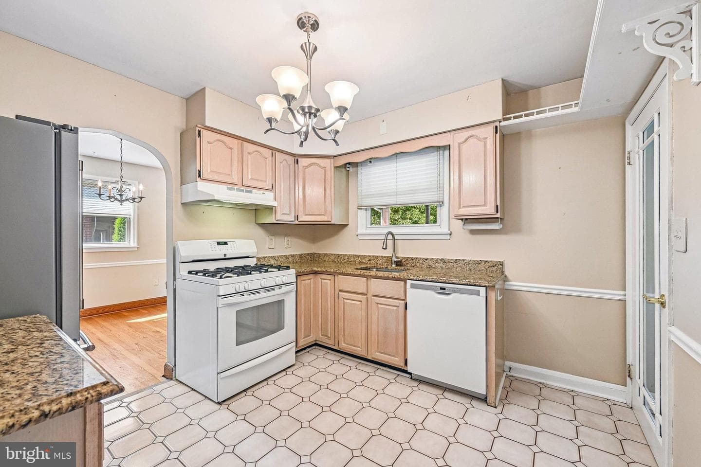 18 N Reed St photo 9