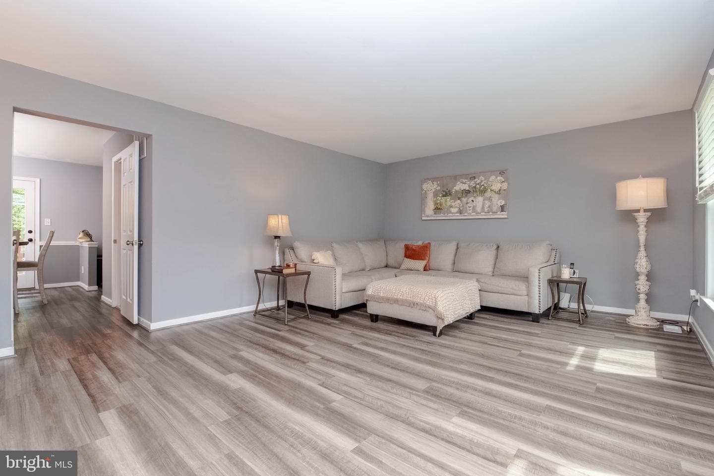 609 Kildonan Court photo 6