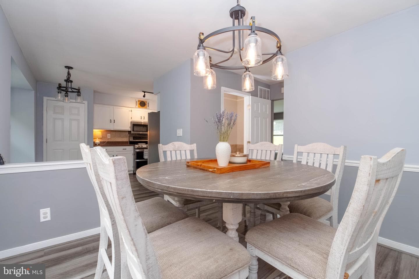 609 Kildonan Court photo 9