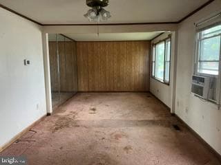 66 Dixon Avenue photo 5