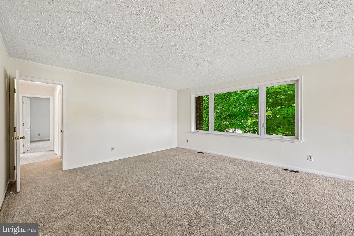 513 Normandy Lane photo 14