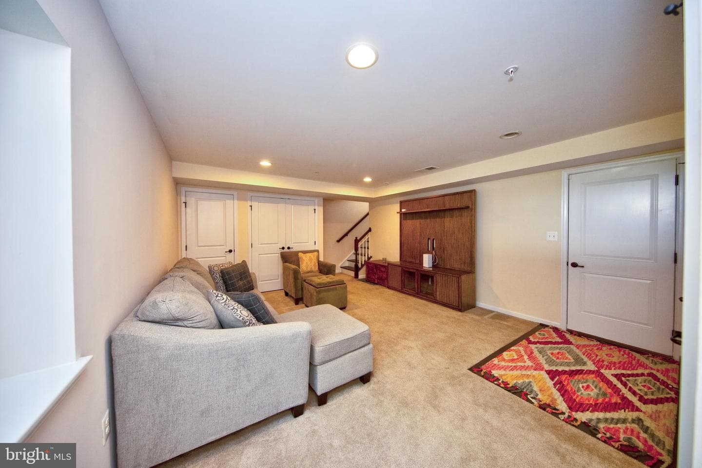 1305 Dickinson Court photo 22