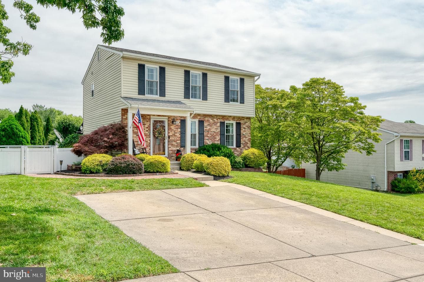 705 Foot Hill Road photo 1