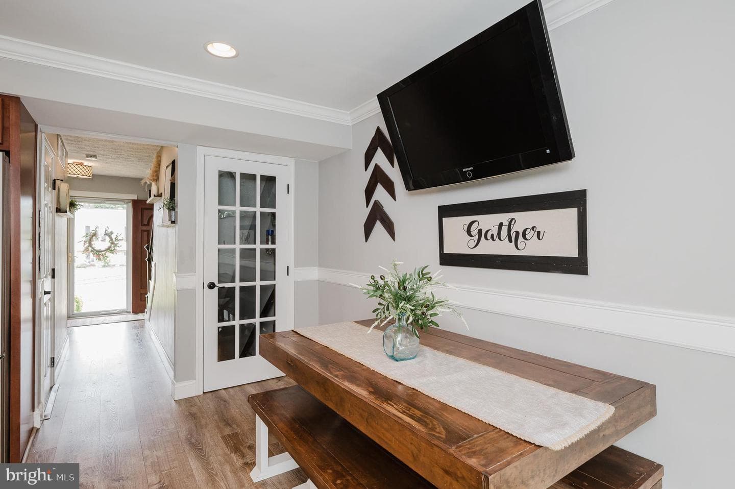 705 Foot Hill Road photo 16