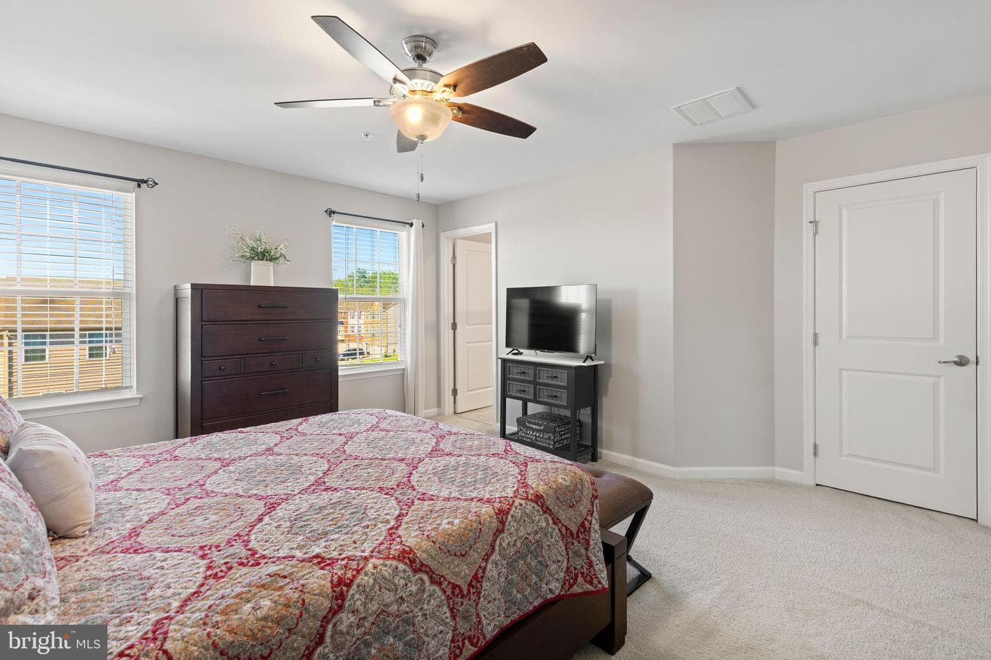 159 Sachem Street photo 15