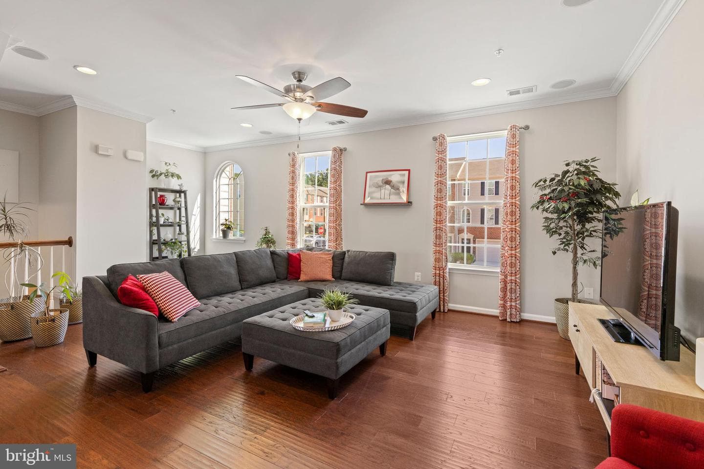 159 Sachem Street photo 3
