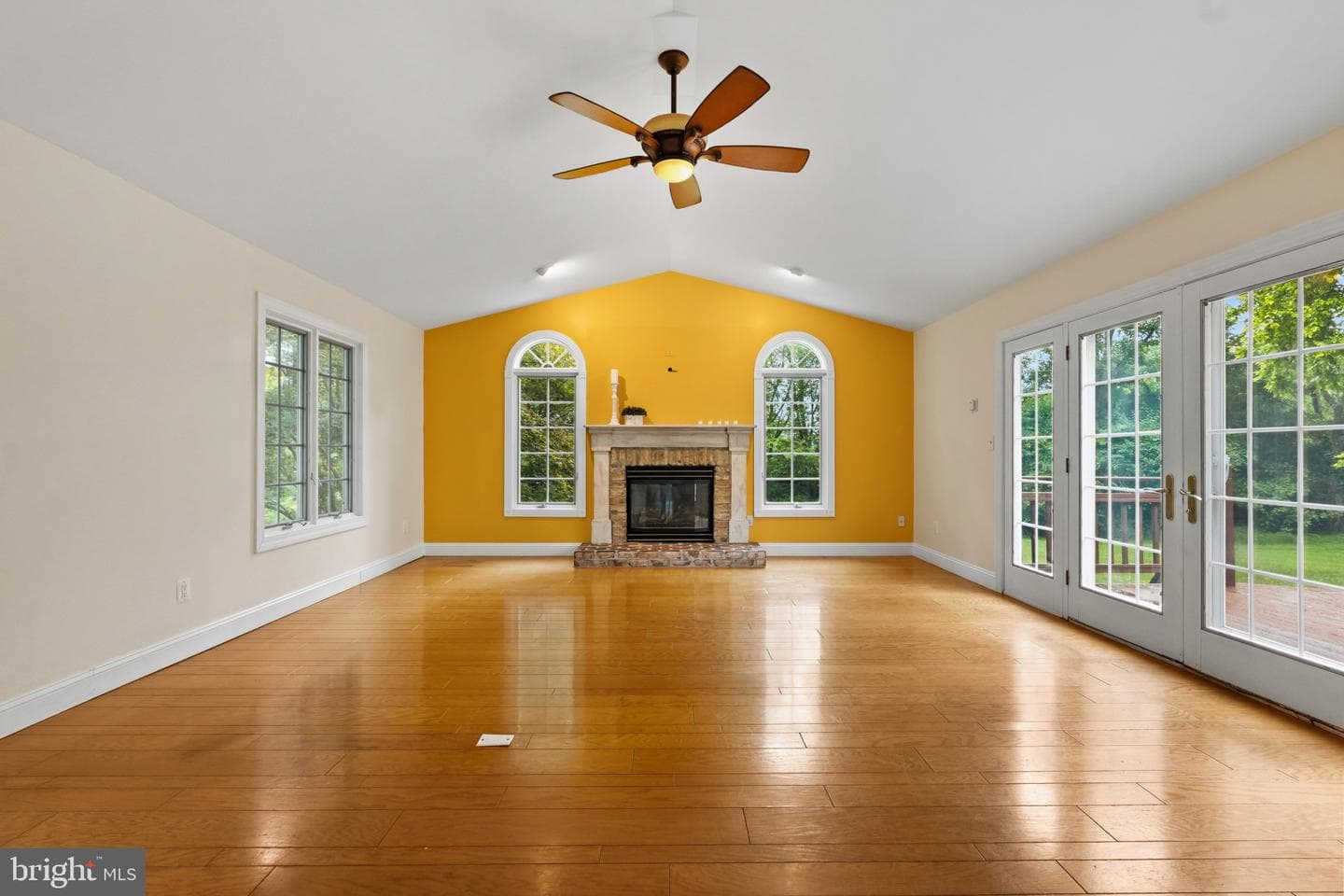 2700 Hunting Ridge Court photo 6