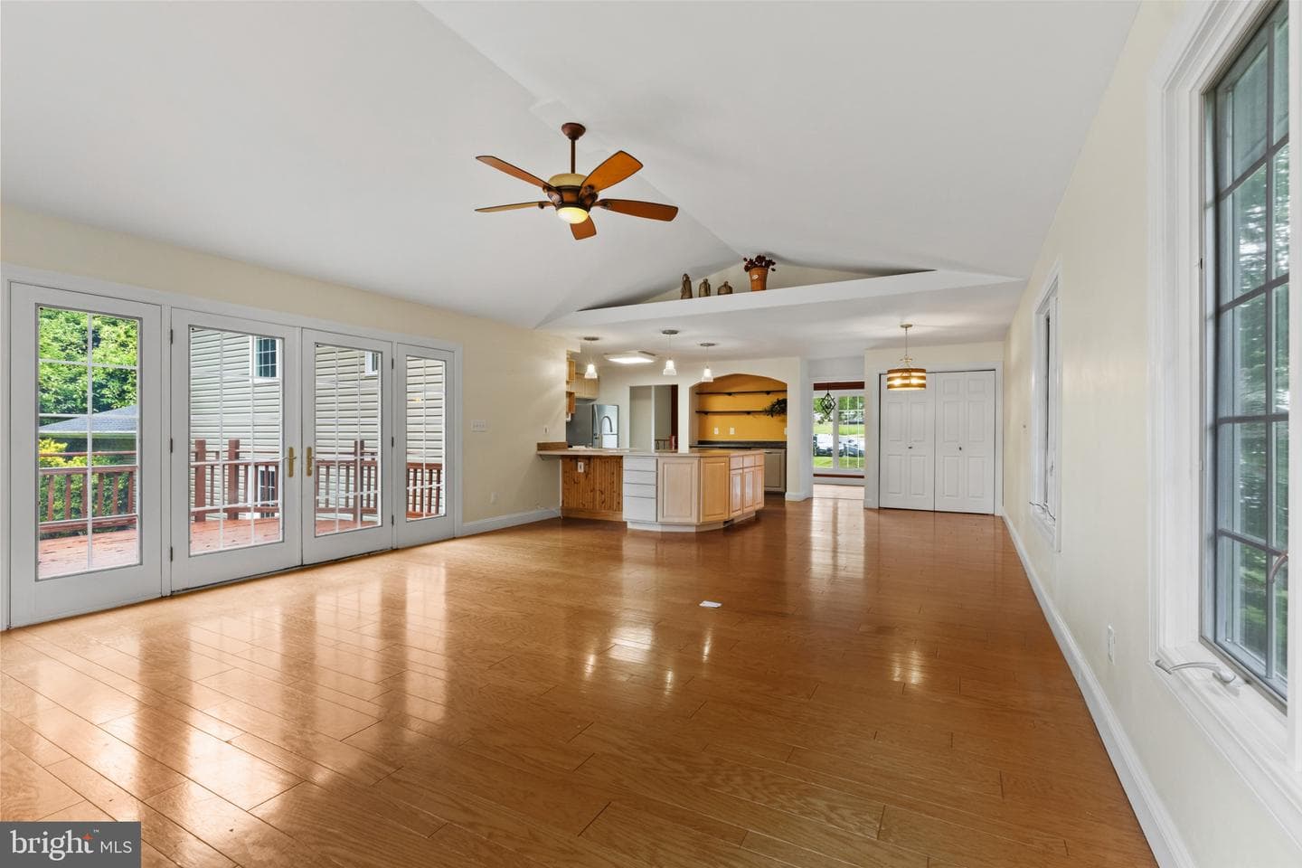 2700 Hunting Ridge Court photo 7