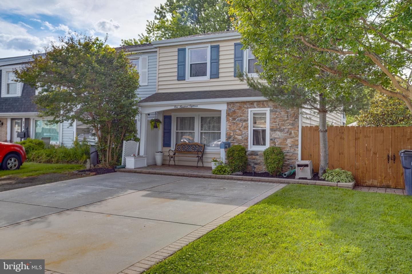 118 Driftwood Court photo 2