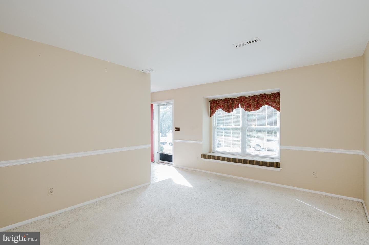 132 Regent Drive photo 14